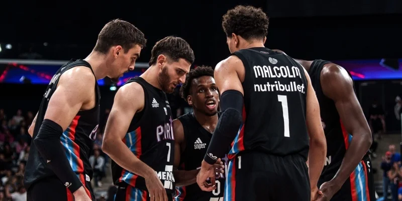 Paris Basketball - Валенсия Paris Basketball - Валенсия
