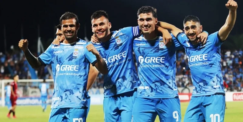 Университарио де Винто - Блуминг