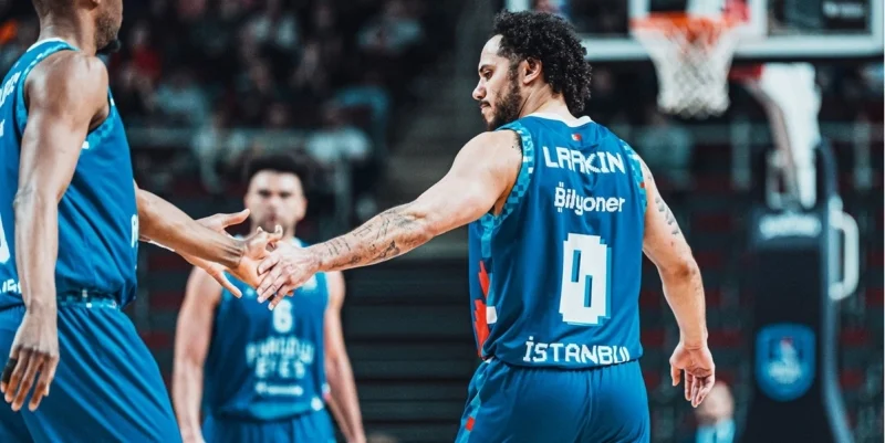 Анадолу Эфес - Бавария