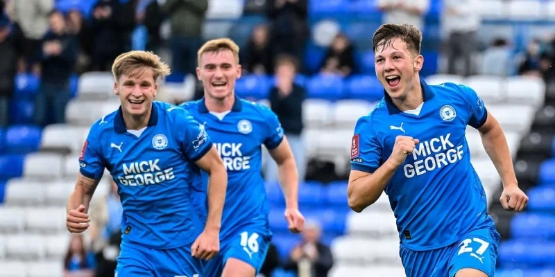 Питерборо Юнайтед - Стокпорт