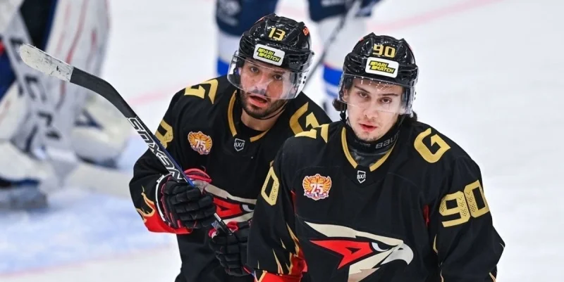 Омские Крылья - Молот