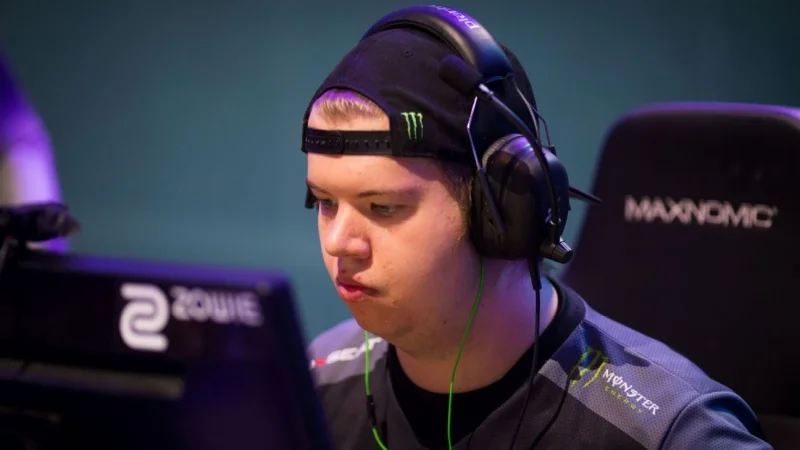 EYEBALLERS - CYBERSHOKE Esports