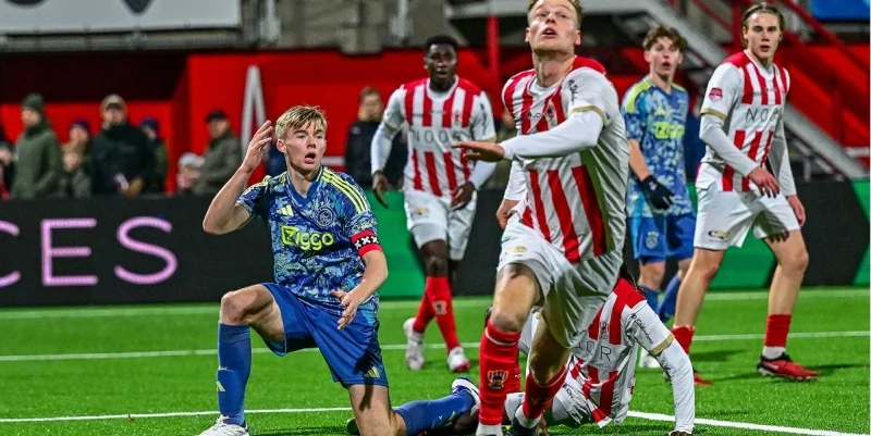 Йонг Алкмар - Осс