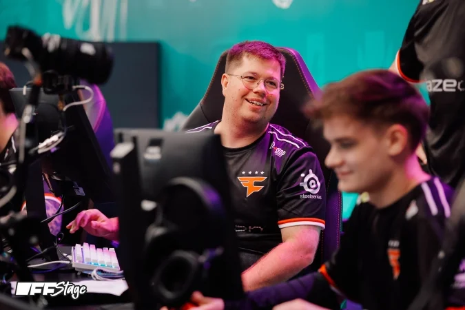 Fnatic - Imperial Эспортс Fnatic - Imperial Эспортс