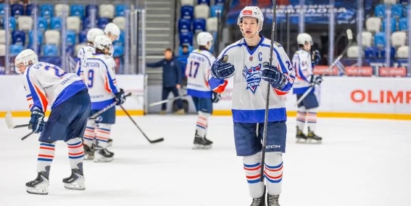 Атлант - Сахалинские Акулы