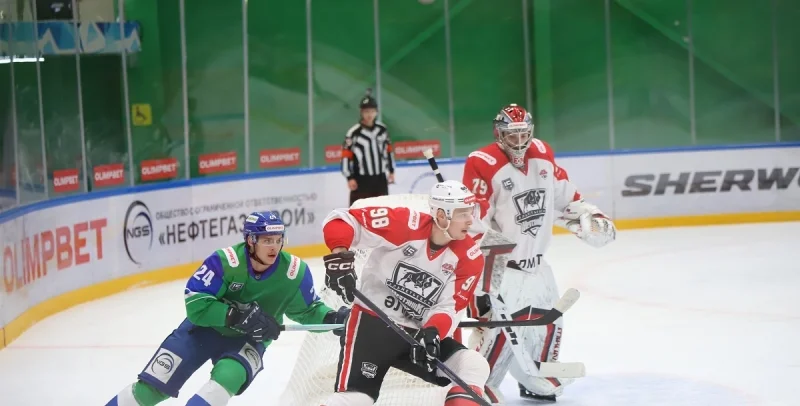 Нефтяник Ал - Тамбов