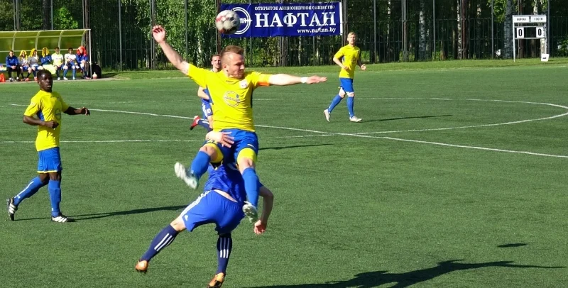 Нафтан - Арсенал Дз