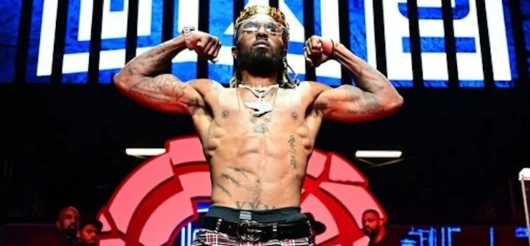 Элайджа Пирс - Лоренсо Парра Элайджа Пирс - Лоренсо Парра