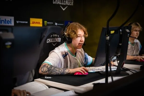 AaB - AMKAL ESPORTS AaB - AMKAL ESPORTS