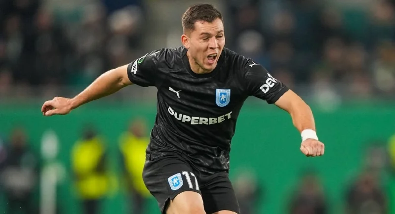 Университатя Клуж - Университатя