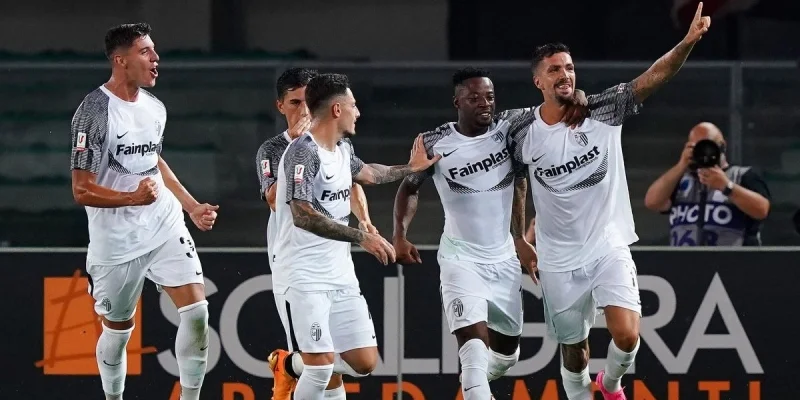 Вис Пезаро - Асколи