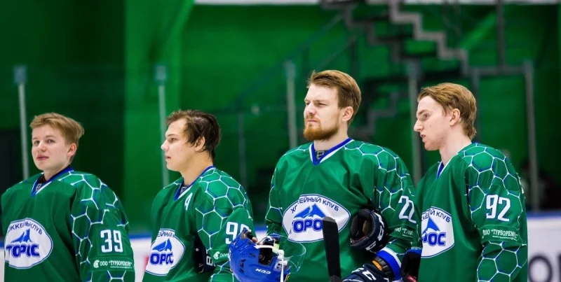 Торос - Торпедо-Горький