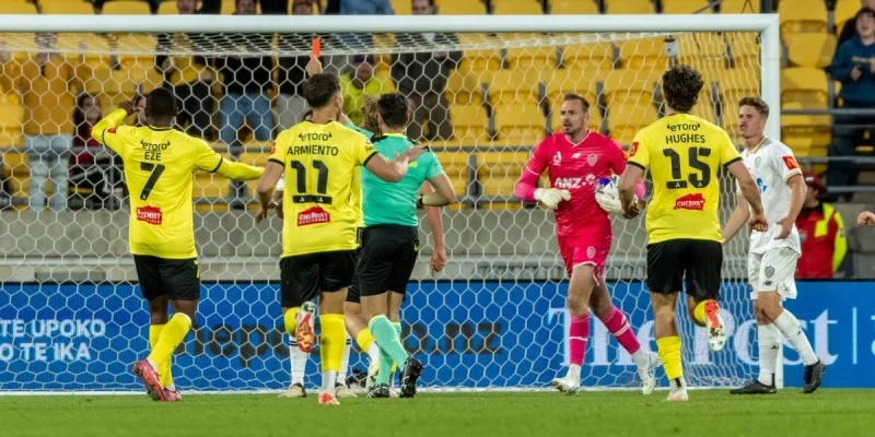 Окленд - Веллингтон Феникс Окленд - Веллингтон Феникс