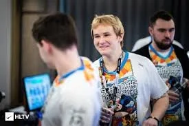 EYEBALLERS - Sangal Esports