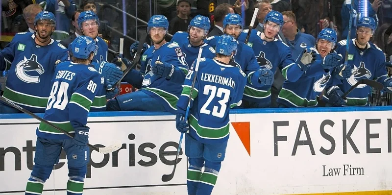 Ванкувер - Детройт Ванкувер - Детройт