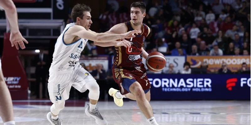 Арис - Венеция Арис - Венеция