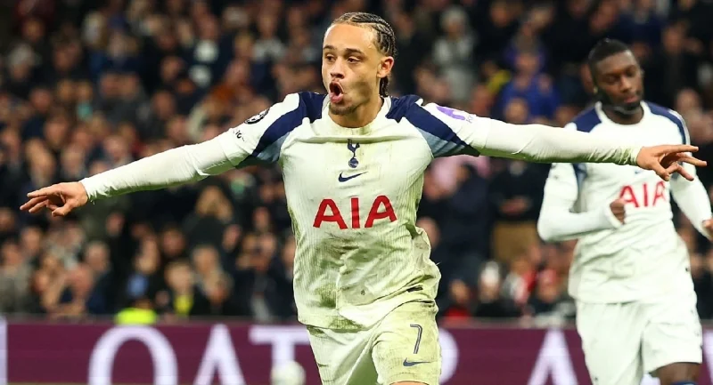 Ноттингем Форест - Тоттенхэм Ноттингем Форест - Тоттенхэм