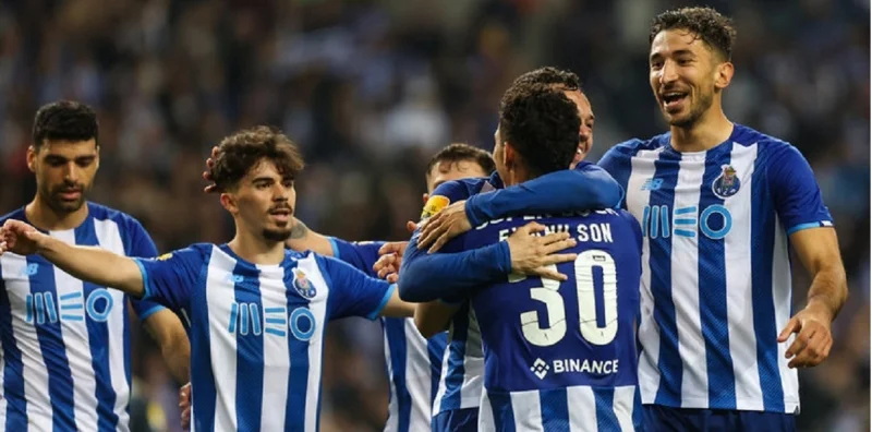 Порту - Фамаликан Порту - Фамаликан