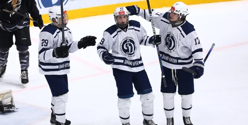 Динамо-Карелия - Атлант