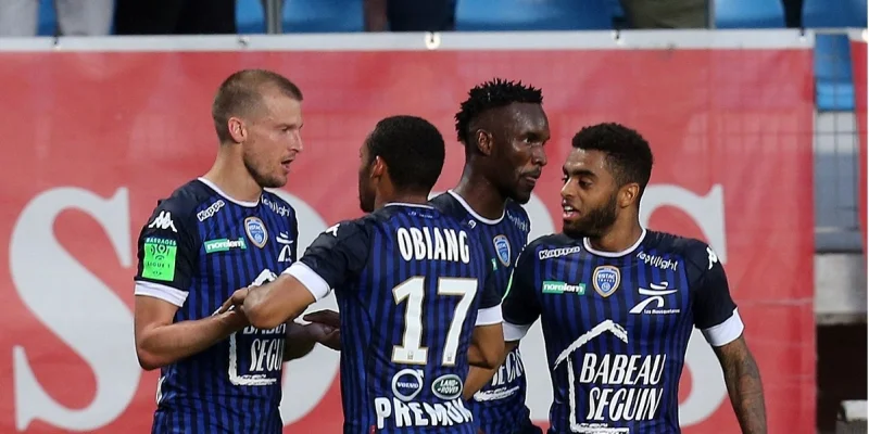 Маркуа - Труа