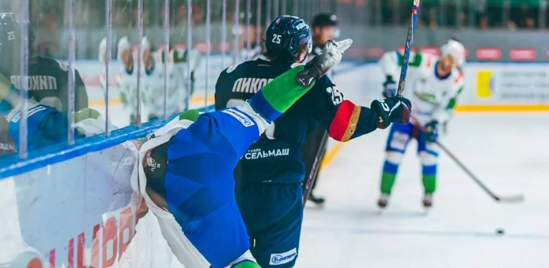 Торос - Омские Крылья