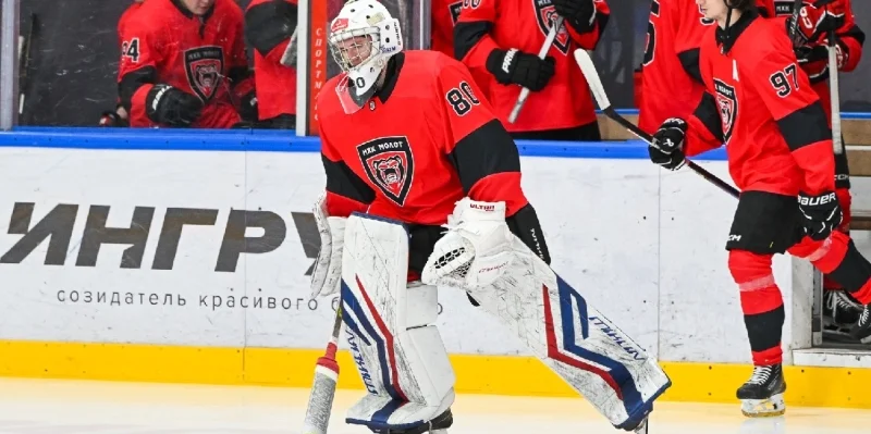 Молот - Спутник Альметьевск