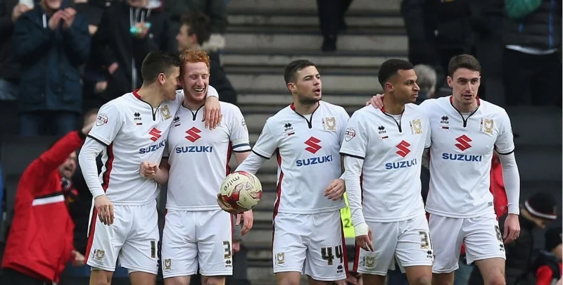 Милтон Кинс Донс - Суиндон Таун Милтон Кинс Донс - Суиндон Таун