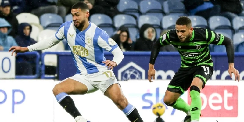 Хаддерсфилд - Нортгемптон Таун Хаддерсфилд - Нортгемптон Таун