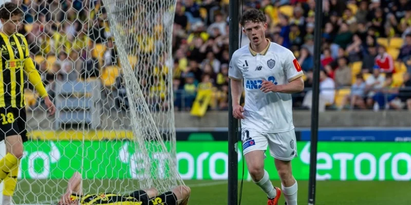 Окленд - Ньюкасл Джетс