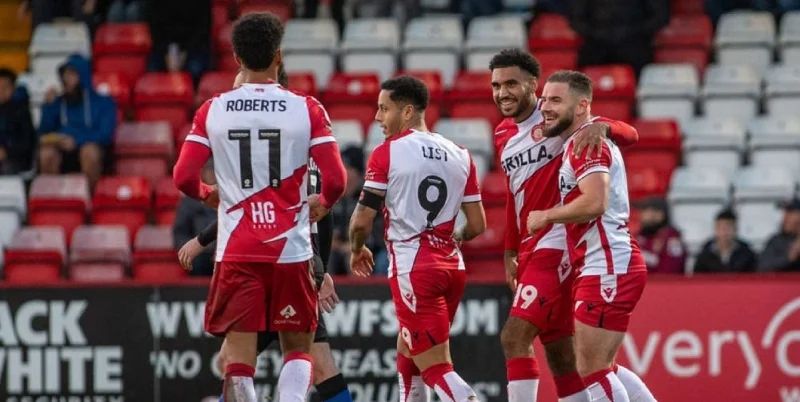 Стивенэйдж - Плимут