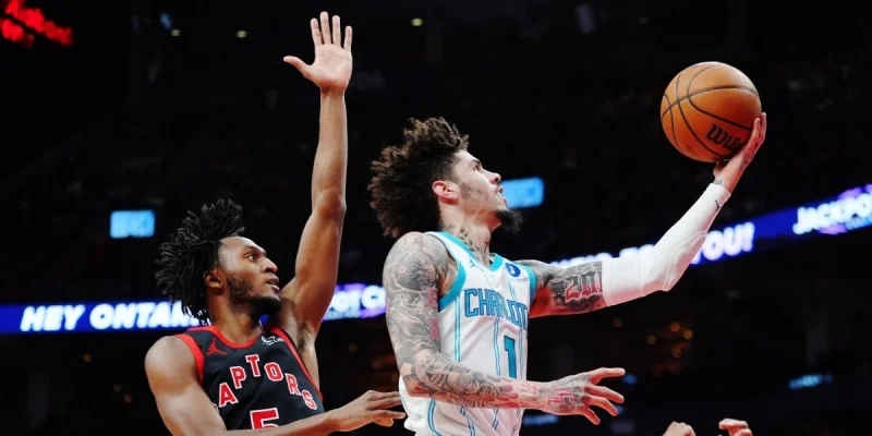 Шарлотт - Голден Стэйт