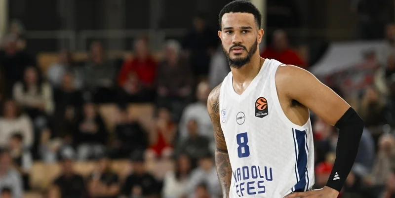 Анадолу Эфес - Црвена Звезда