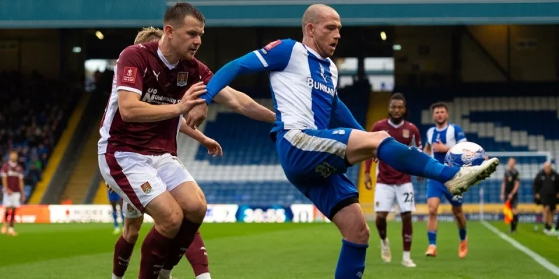 Нортгемптон Таун - Стокпорт Нортгемптон Таун - Стокпорт