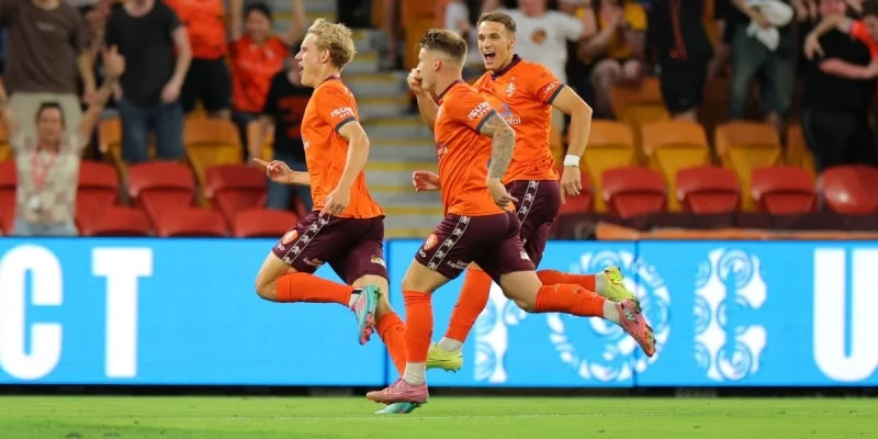 Брисбен Роар - Веллингтон Феникс