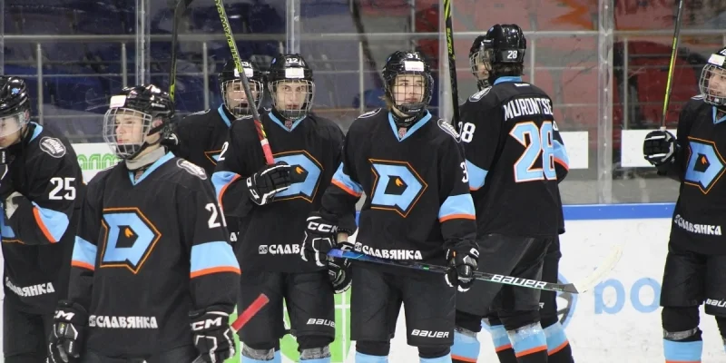 Динамо Шинник - Локо