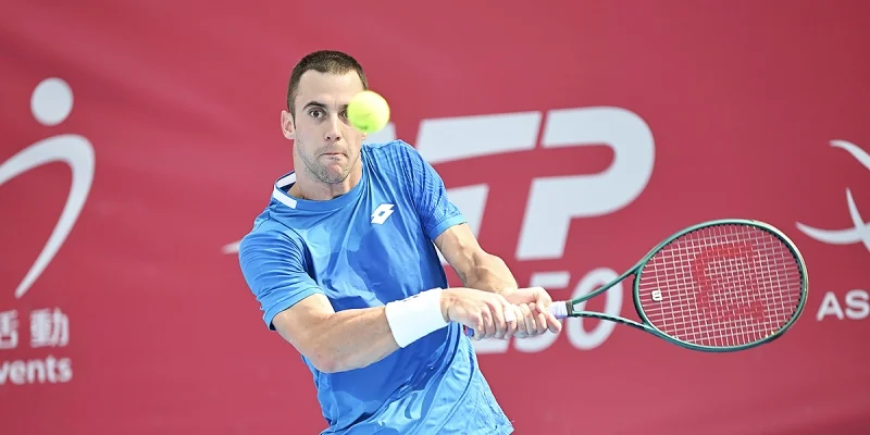 Ласло Дьере - Маркос Хирон