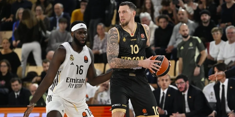 Валенсия - Монако