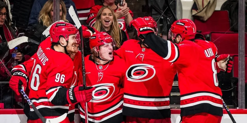 Каролина - Анахайм Каролина - Анахайм