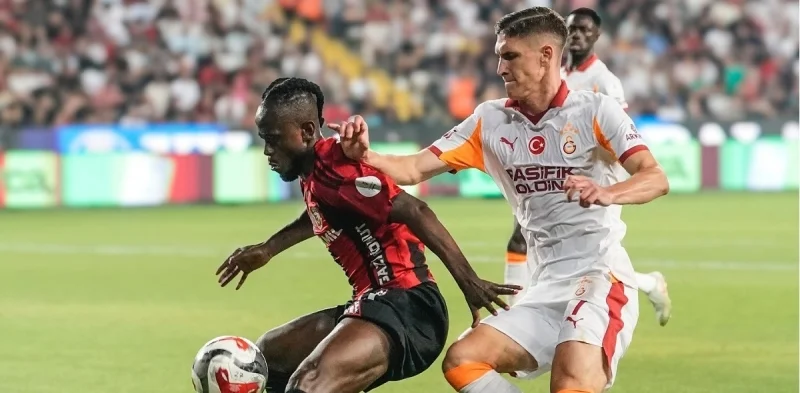 Галатасарай - Фенербахче Галатасарай - Фенербахче