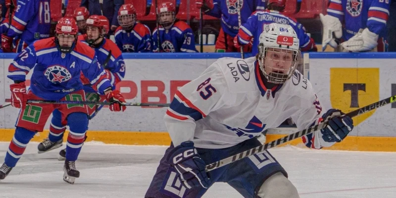 Ладья Тольятти - Молот Ладья Тольятти - Молот