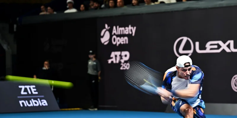 Томаш Махач - Джеймс Дакворт