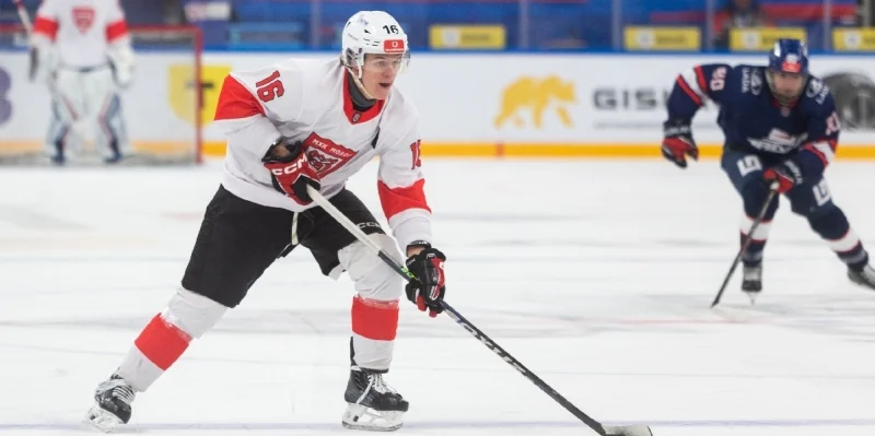 Молот - Ладья Тольятти