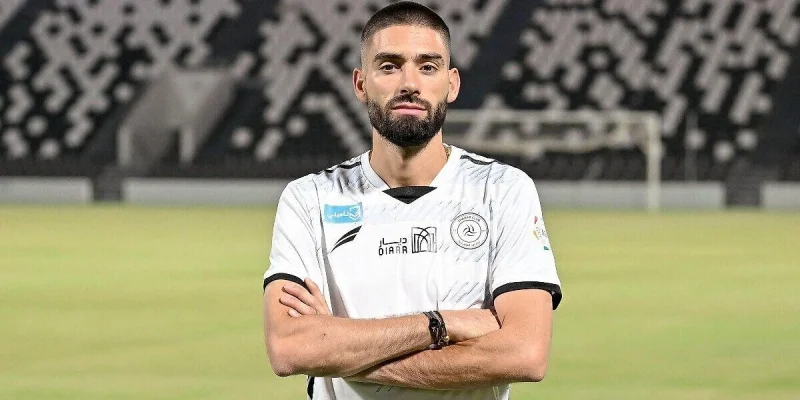 Аль-Шабаб - Неом