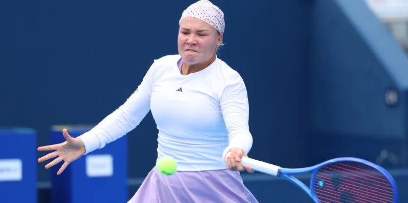 Диана Шнайдер - Эмма Наварро Диана Шнайдер - Эмма Наварро