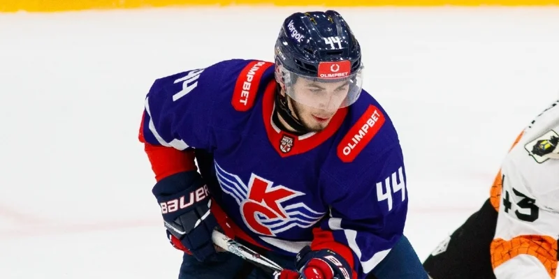 Крылья Советов - Сахалинские Акулы Крылья Советов - Сахалинские Акулы