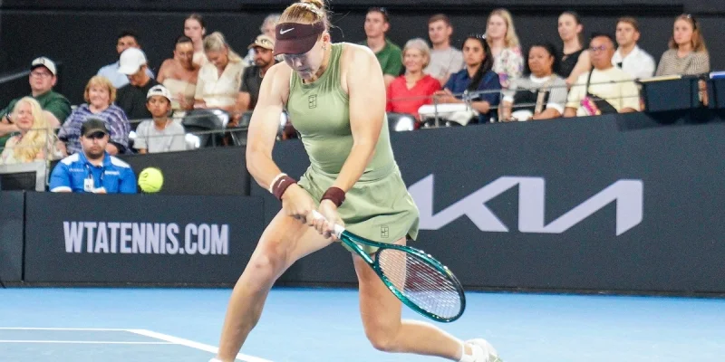 Мирра Андреева - Виктория Мбоко