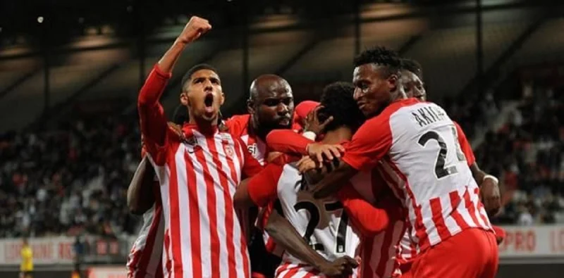 Нанси - Генгам Нанси - Генгам