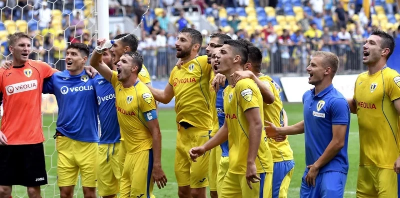 Петролул Плоешти - Университатя