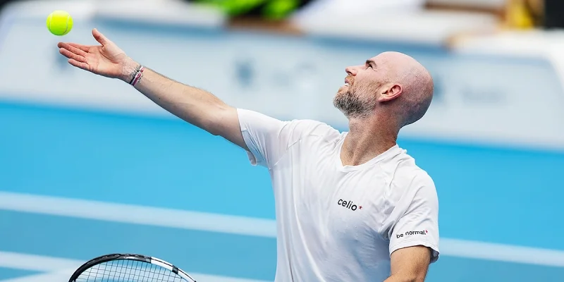 Адриан Маннарино - Ринки Хиджиката