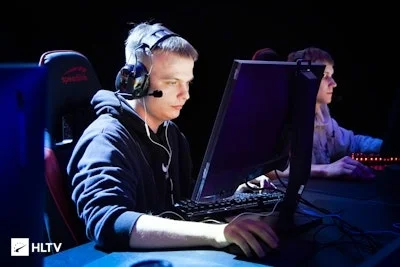 UniTY - Fingers Crossed